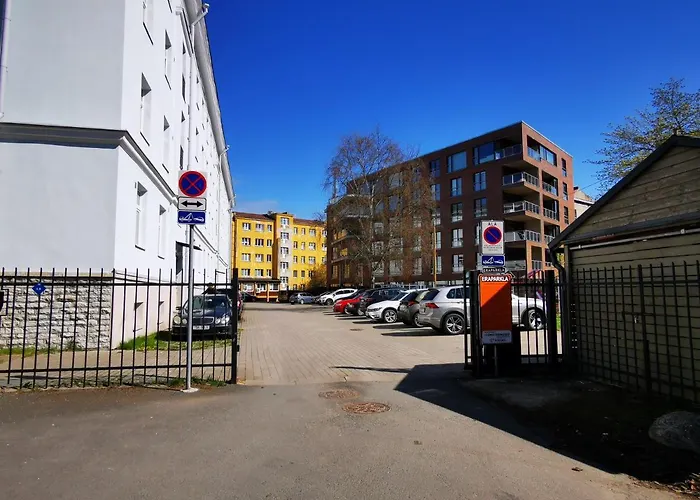 Dt Apartment, Spacious And Free Parking Tallinn